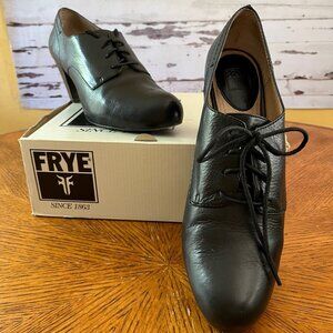 Frye Lois Oxford Black Heels